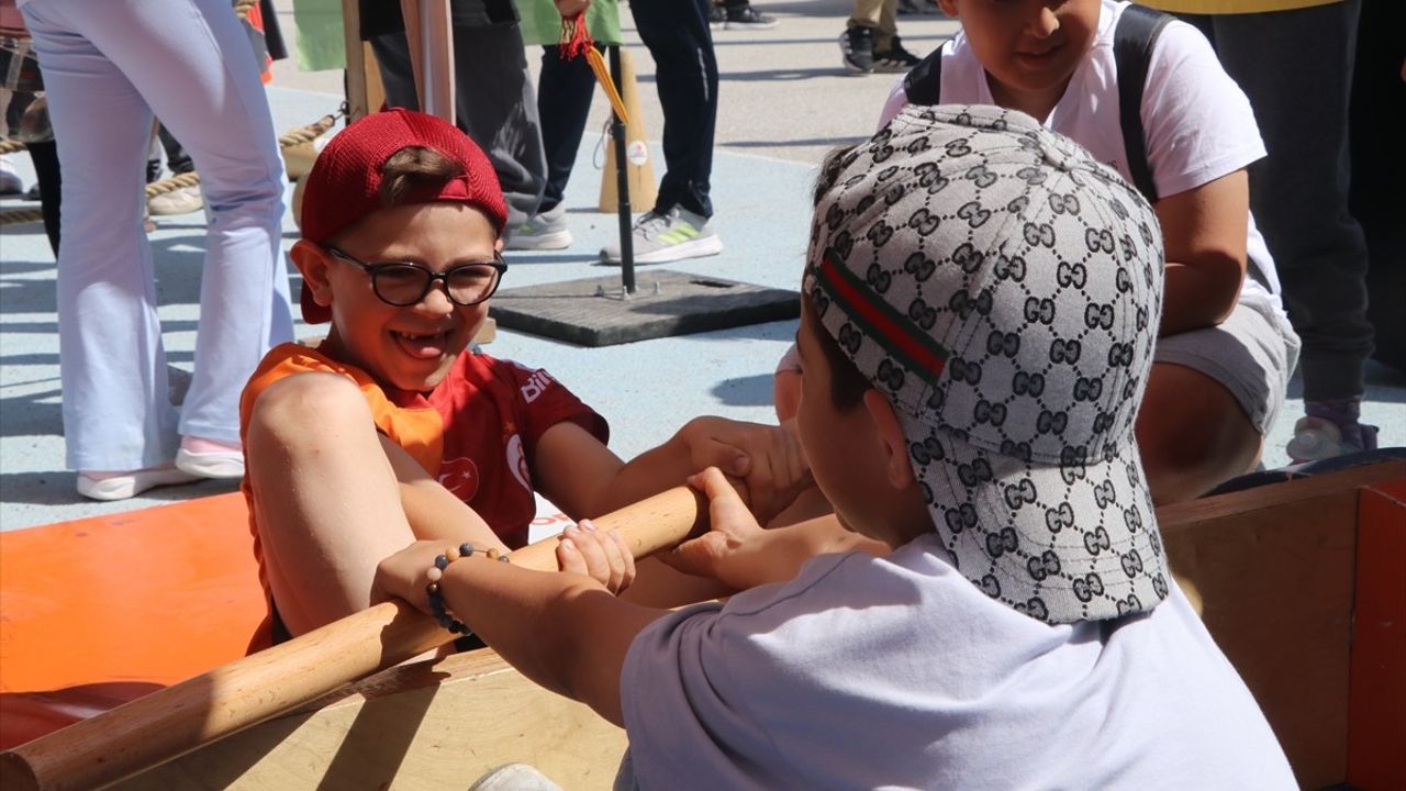 Geleneksel Oyunlar Tırı Çankırı'da Öğrencilerle Buluştu