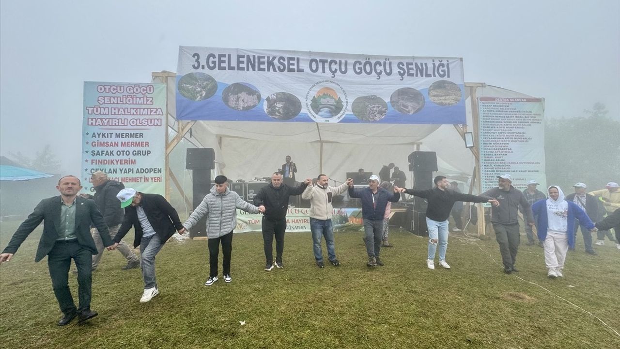 Giresun'da 3. Geleneksel Otçu Göçü Şenliği Coşkusu