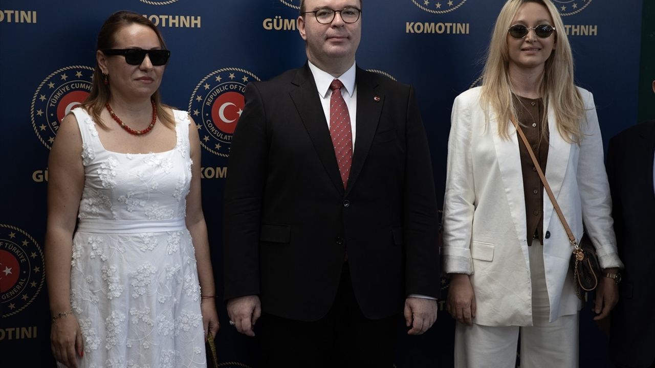 Gümülcine Başkonsolosluğu'nda Geleneksel Bayramlaşma Töreni