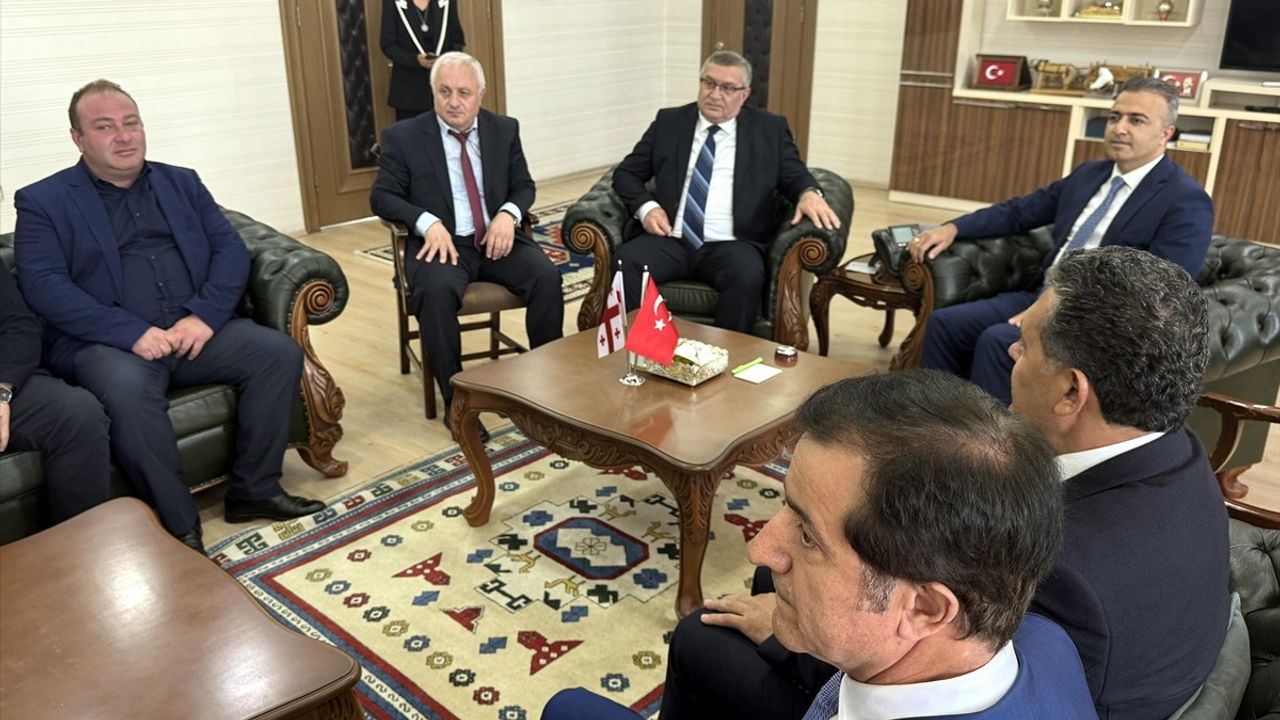 Gürcistan'ın Ahıska Bölge Valisi Gelashvili'nin Ardahan Ziyareti