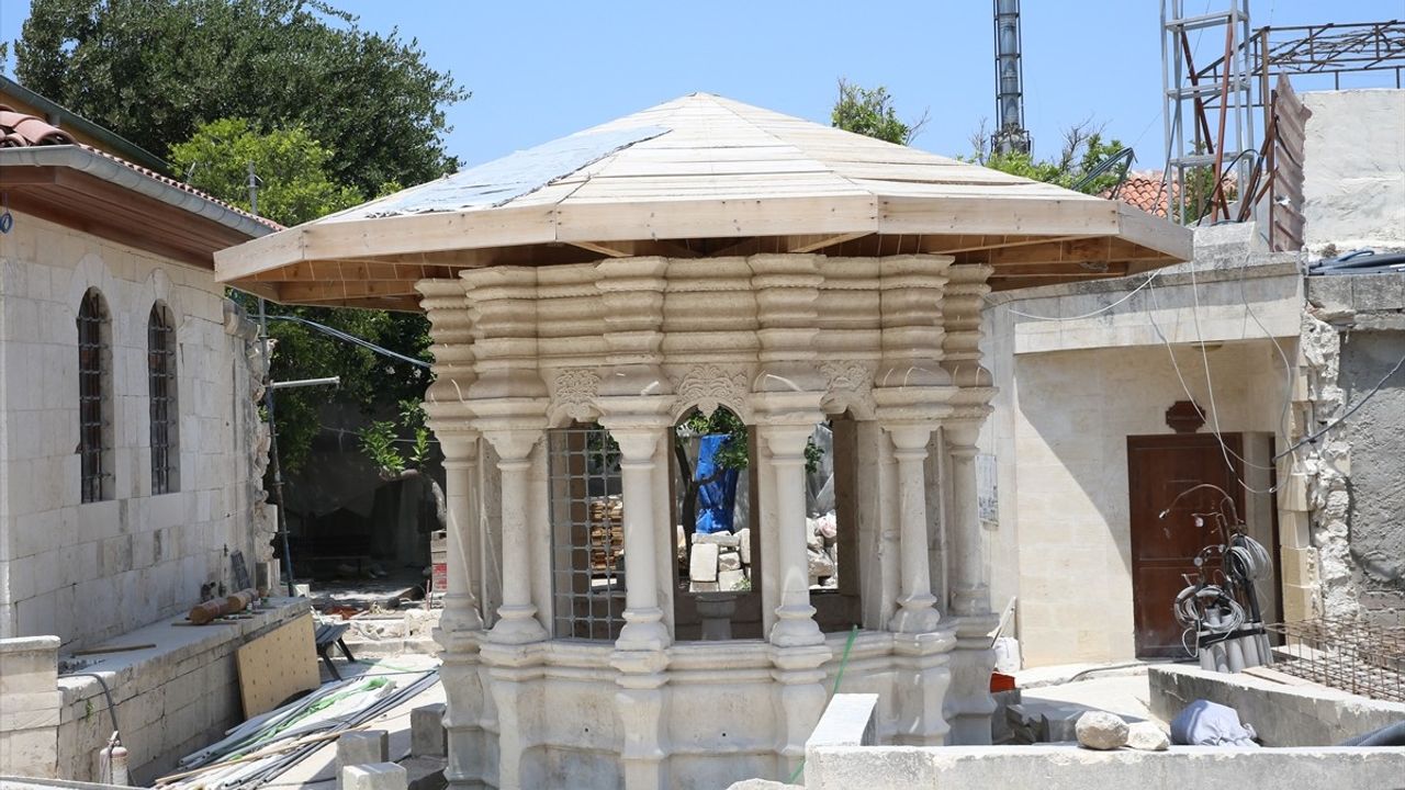Habib-i Neccar Camisi'nin Restorasyonu Devam Ediyor