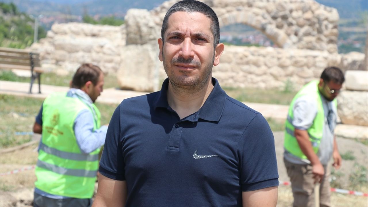 Hadrianopolis Antik Kenti'nde İki Dairesel Yapının Gizemi Çözülüyor