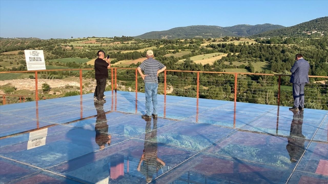 Hadrianopolis Antik Kenti'ne Bayramda 5 Bin Ziyaretçi