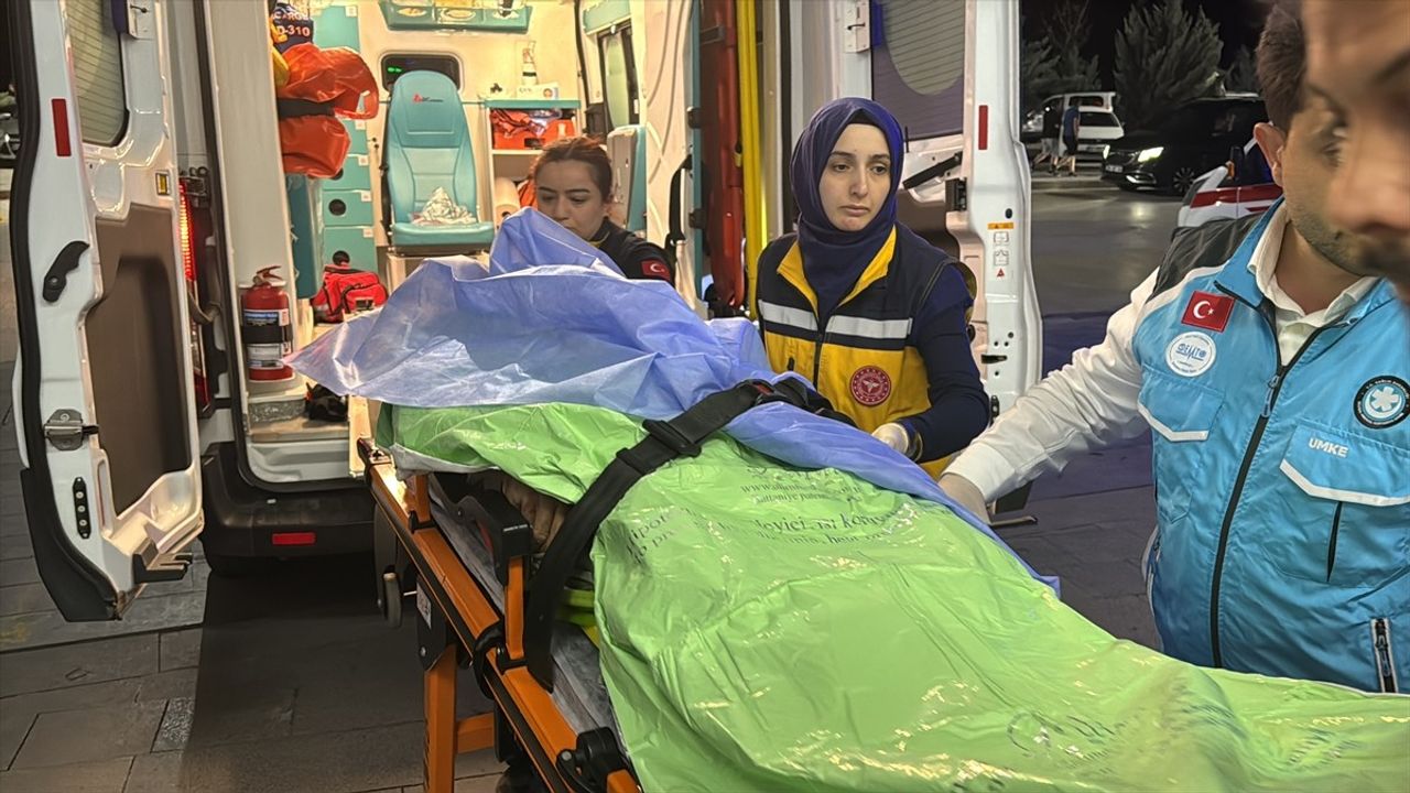 Hasan Dağı'nda Yaralanan Türk Kızılay Başkanı Sılay Helikopterle Kurtarıldı