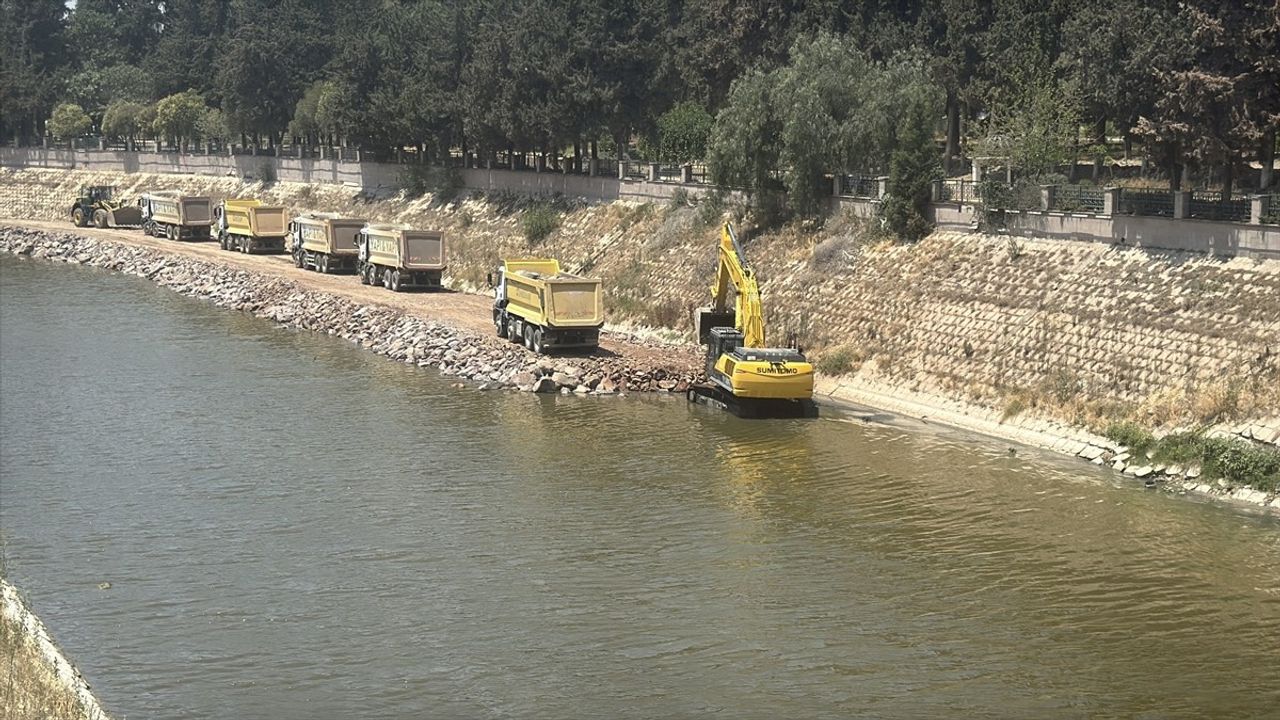 Hatay'da Asi Nehri Islah Çalışmaları Başlatıldı