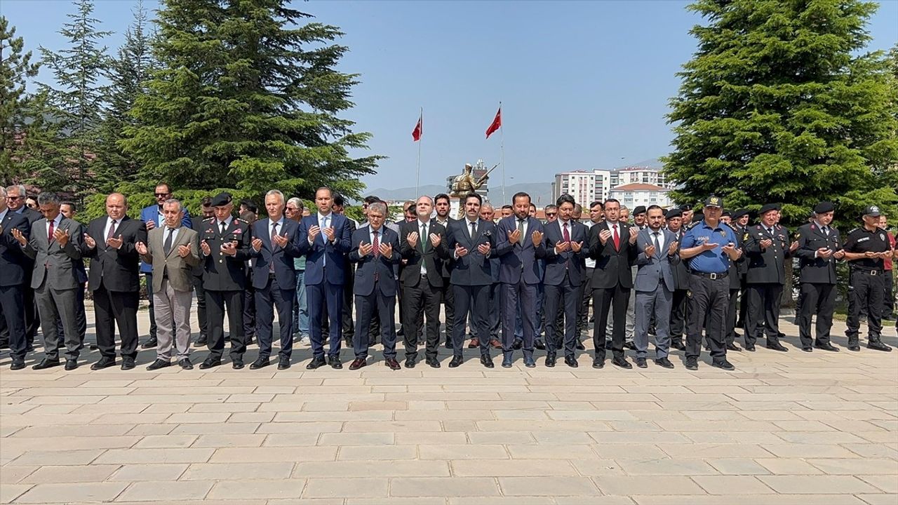 İç Anadolu'da Kurban Bayramı Öncesi Şehitlik Ziyaretleri