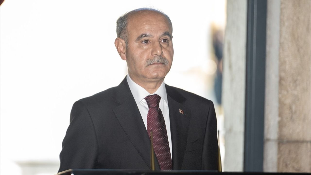 İçişleri Bakan Yardımcısı Aktaş, Jandarma Teşkilatı'nın 186. Kuruluş Yıl Dönümünde Anıtkabir'i Ziyaret Etti