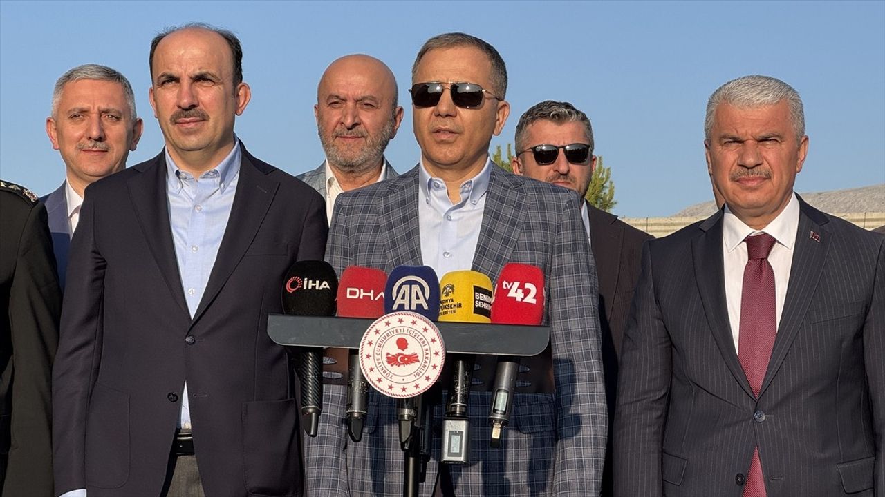 İçişleri Bakanı Yerlikaya, Bayramda Trafik Güvenliğine Dikkat Çekti