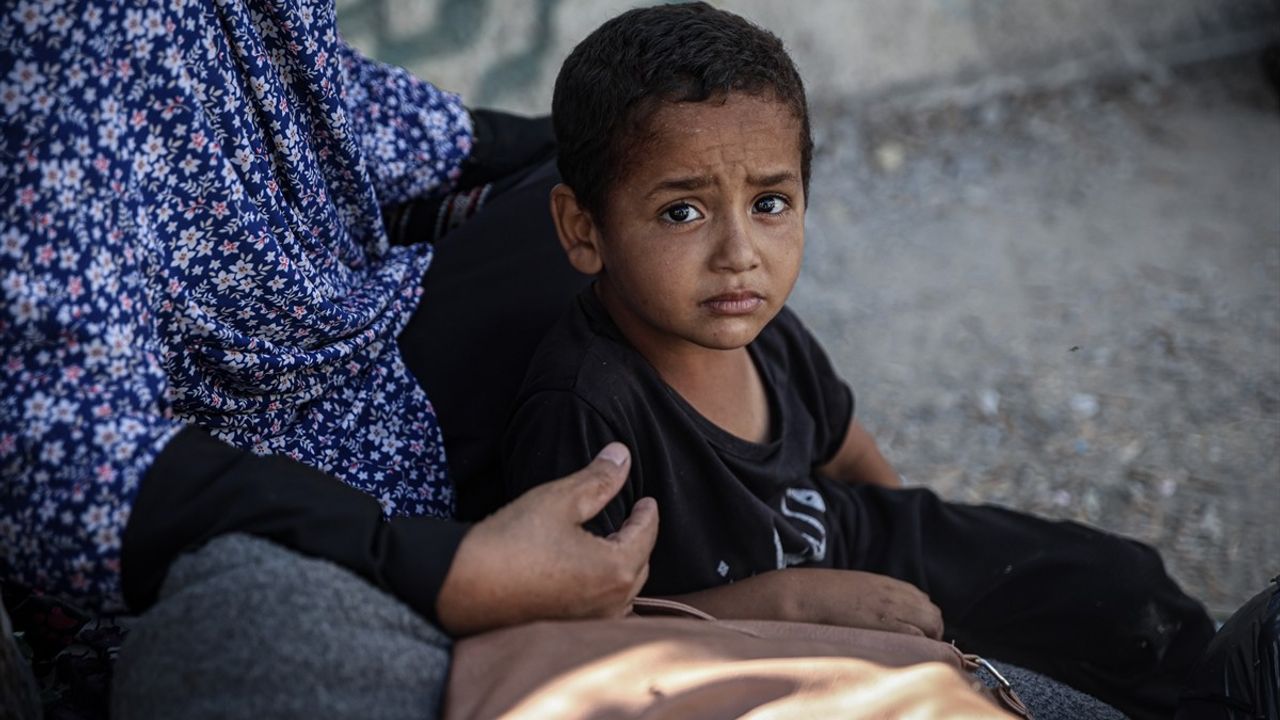 İsrail'in Gazze Saldırılarında 58 Filistinli Hayatını Kaybetti