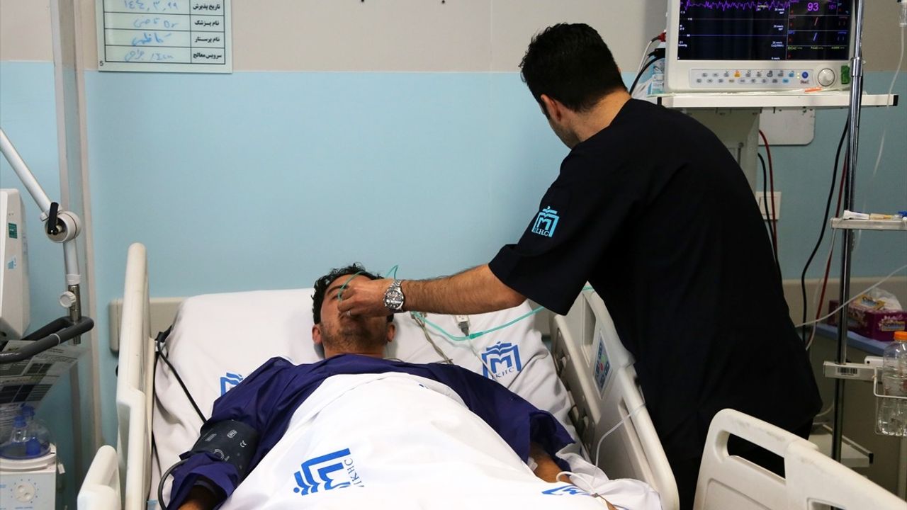 İsrail Saldırıları Tahran Hastanelerini Vurdu: Yaralı Sayısı 3.500'ü Aştı