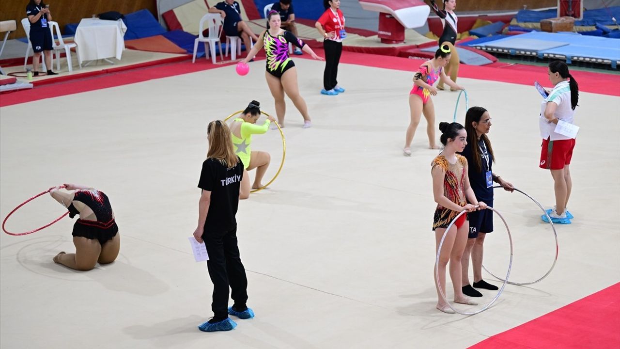 İstanbul'da Down Sendromlular Cimnastik Avrupa Şampiyonası Başladı