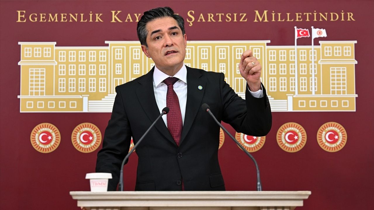 İYİ Parti'den Denizli Milletvekili'ne Kınama Ceza Değerlendirmesi