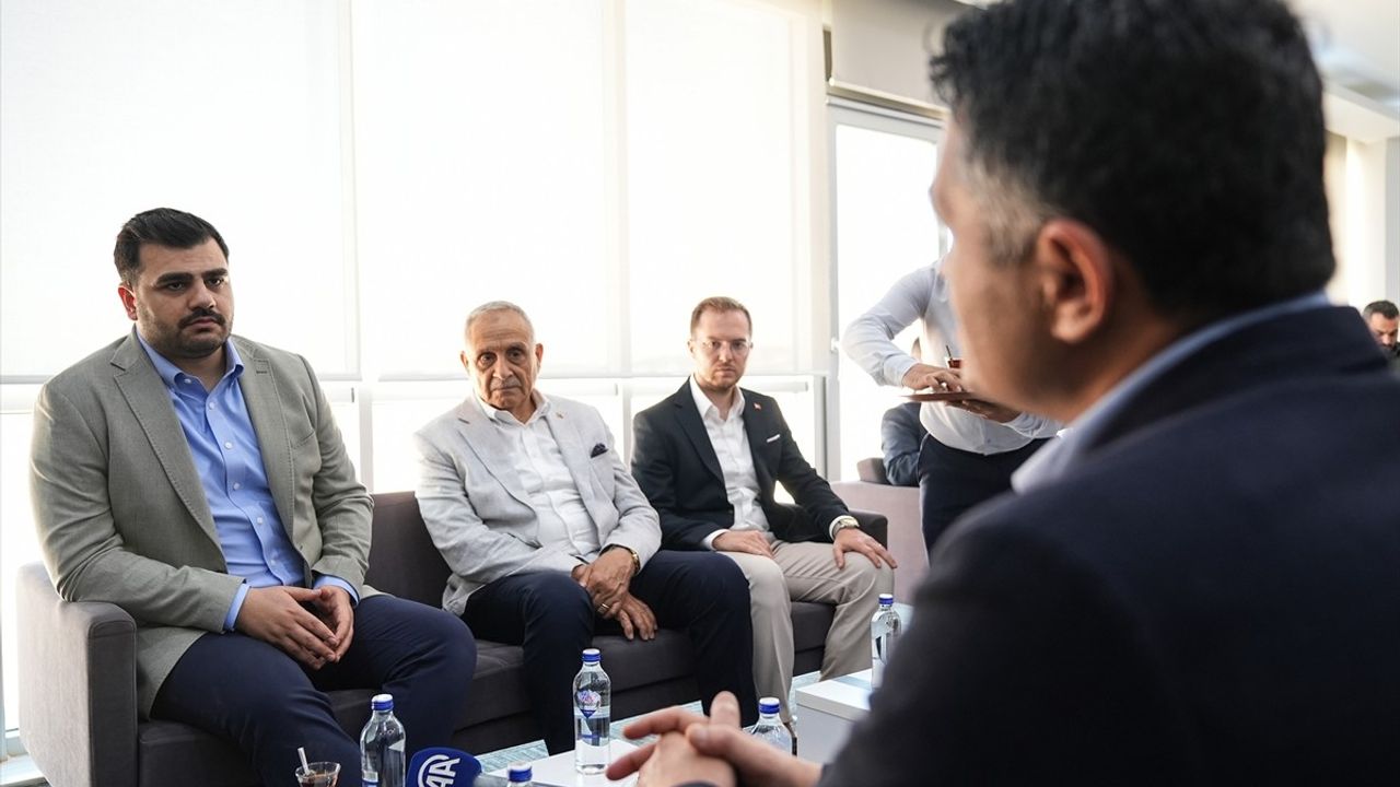 İzmir'de AK Parti Genel Sekreteri İnan'dan Çarpıcı Açıklamalar