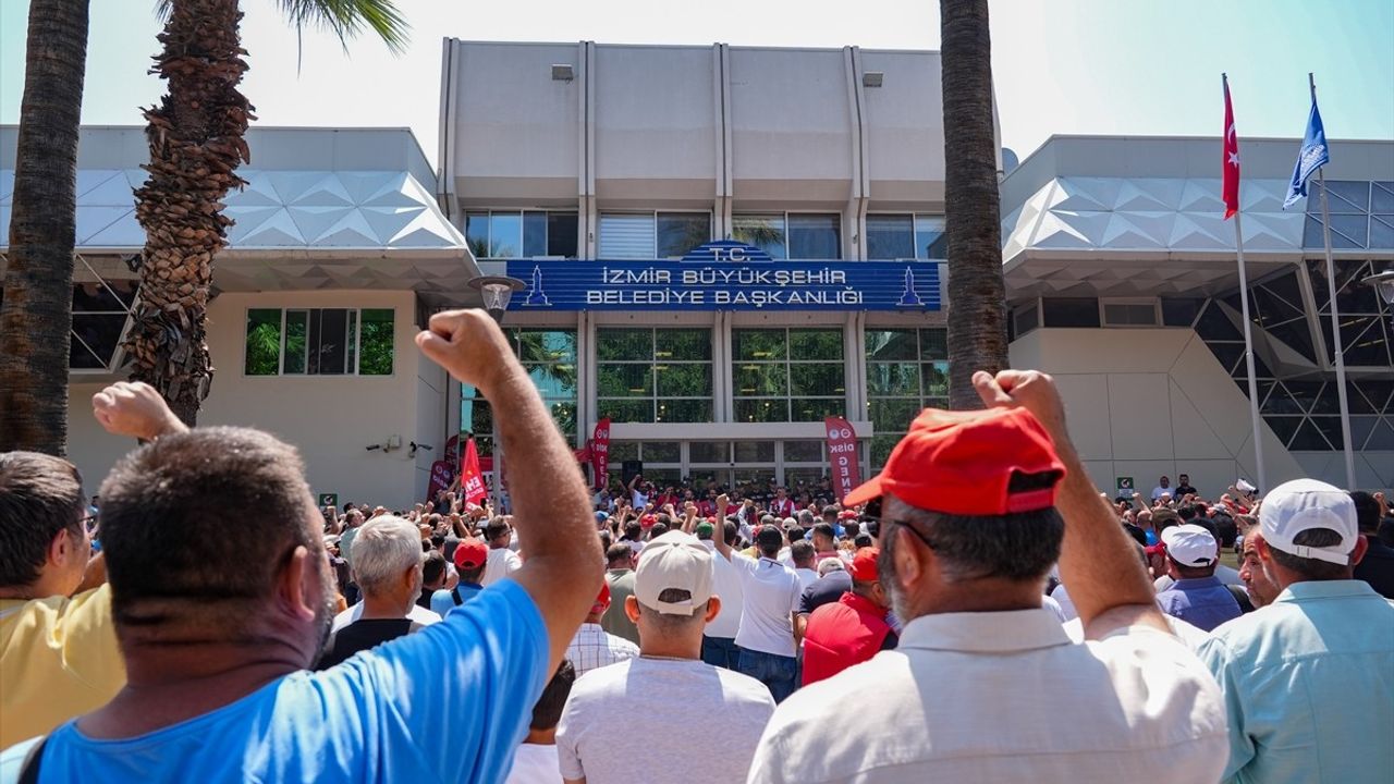 İzmir'de Grev 6. Güne Sıçradı: 23 Bin İşçi Taleplerini Yükseltiyor