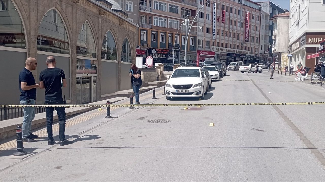 Karaman'da Kavga: Tabanca Kabzasıyla Vuruş, Bir Kişi Ağır Yaralı