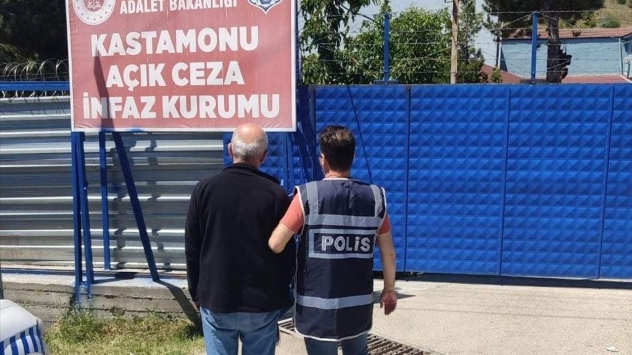 Kastamonu'da Firari Hükümlü Uyuşturucu Suçundan Yakalandı