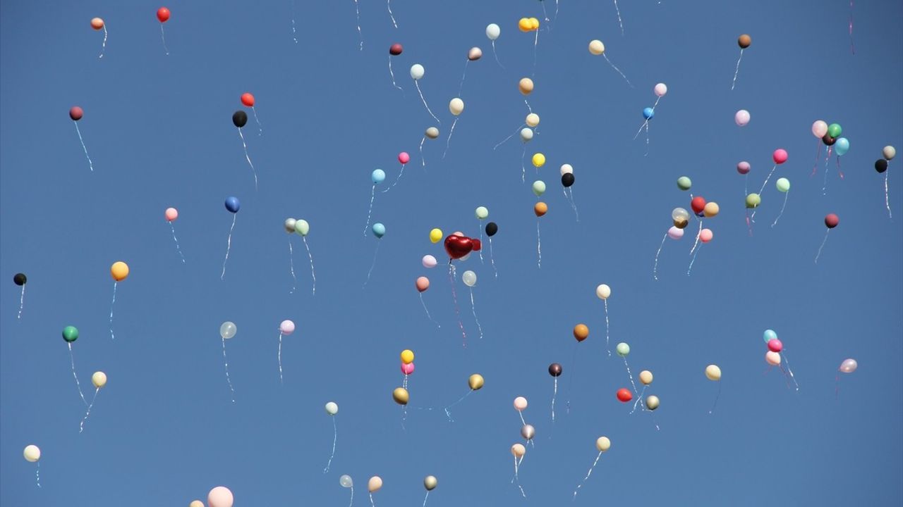 Kayseri'de 3 Yaşındaki Deniz için Balon Uçurma Etkinliği