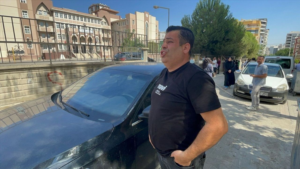 Kimliğini Bulduğu Öğrencinin Sınava Girmesini Sağladı