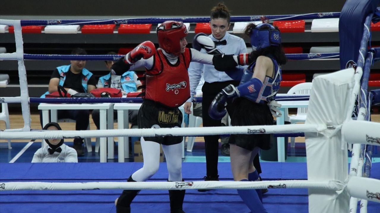 Kırklareli'de Hayrullah Camadan Gençler Türkiye Muaythai Şampiyonası Devam Ediyor