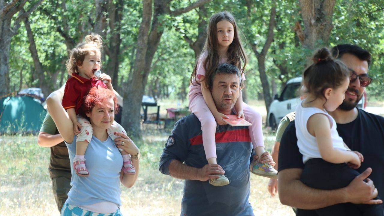 Kırklareli'nde Babalar Günü Kutlaması: Baba-Çocuk Doğa Yürüyüşü