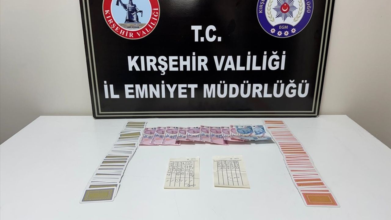 Kırşehir'de Kumar Operasyonu: 4 Kişiye 36 Bin Lira Ceza