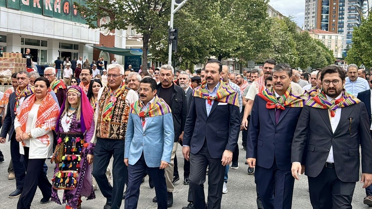 Kırşehir'de Türk Dünyası Uyanışı: Kürşad Zorlu'nun Vurguları