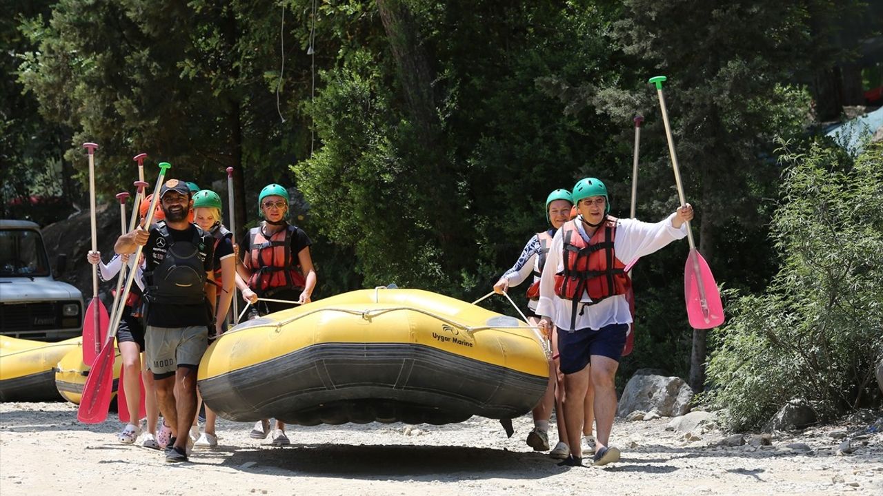 Köprüçay'da Rafting Keyfi: Macera Dolu Bir Tatil Rotası