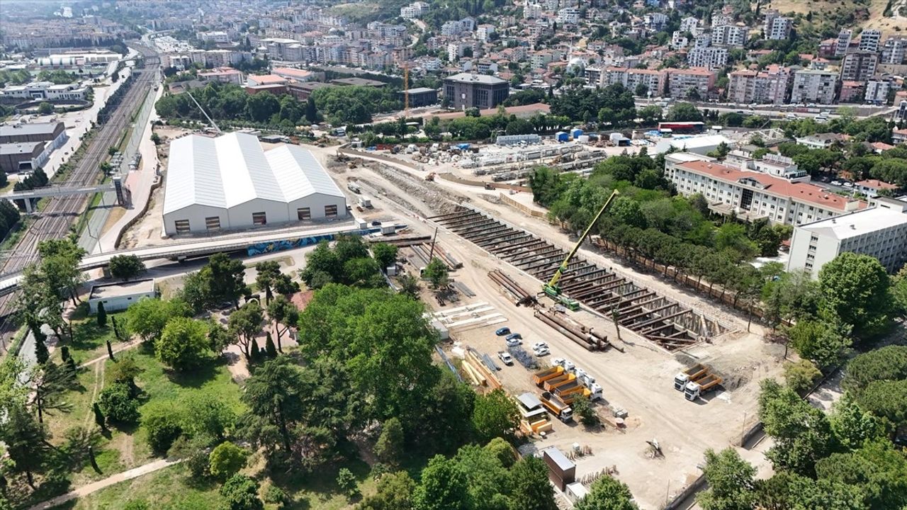 Körfezray Metro Projesi'nde Çalışmalar Hızla Devam Ediyor