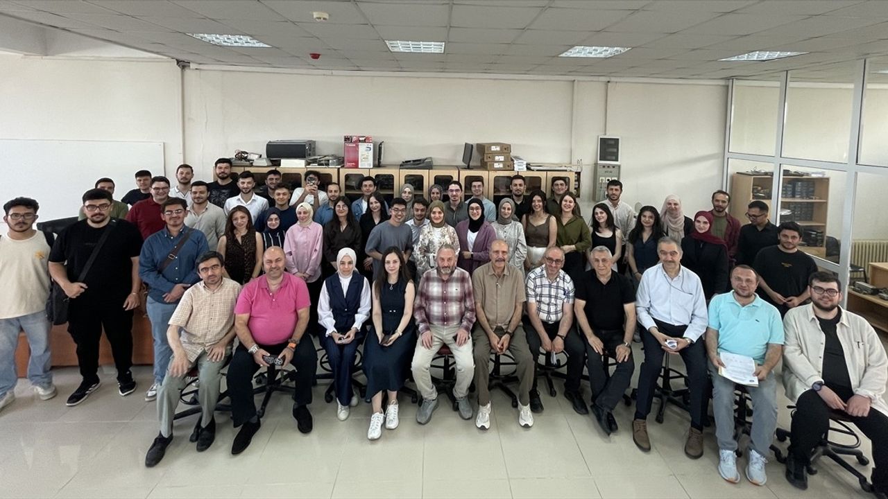 KTÜ'de 'Düşünden Gerçeğe Bitirme Projesi Sergisi' Heyecanı