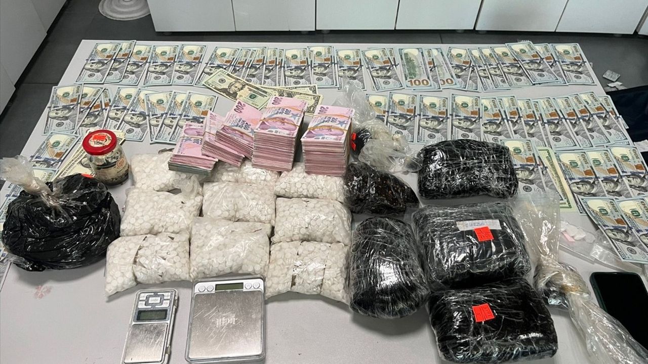 Küçükçekmece'de Uyuşturucu Operasyonu: Şüpheli Tutuklandı