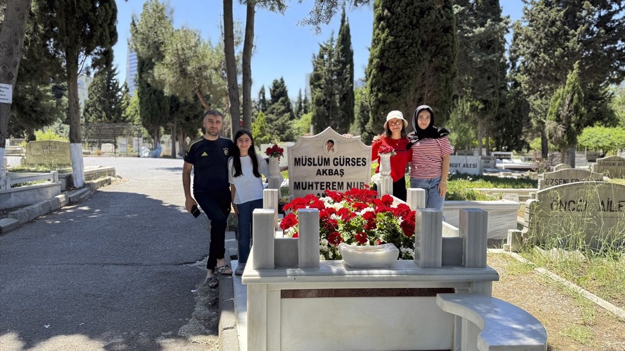 Kurban Bayramı'nda Kabir Ziyaretleri Devam Ediyor