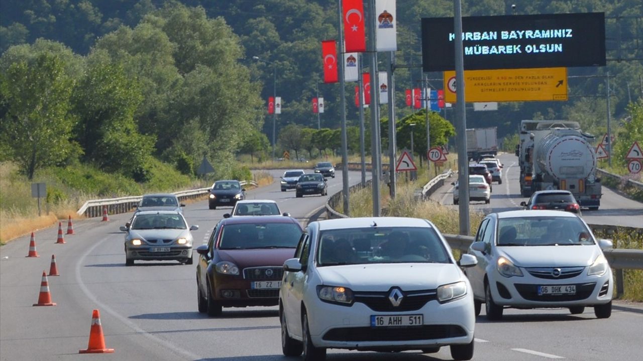 Kurban Bayramı'nda Samsun-Ankara Yolunda Yoğun Trafik