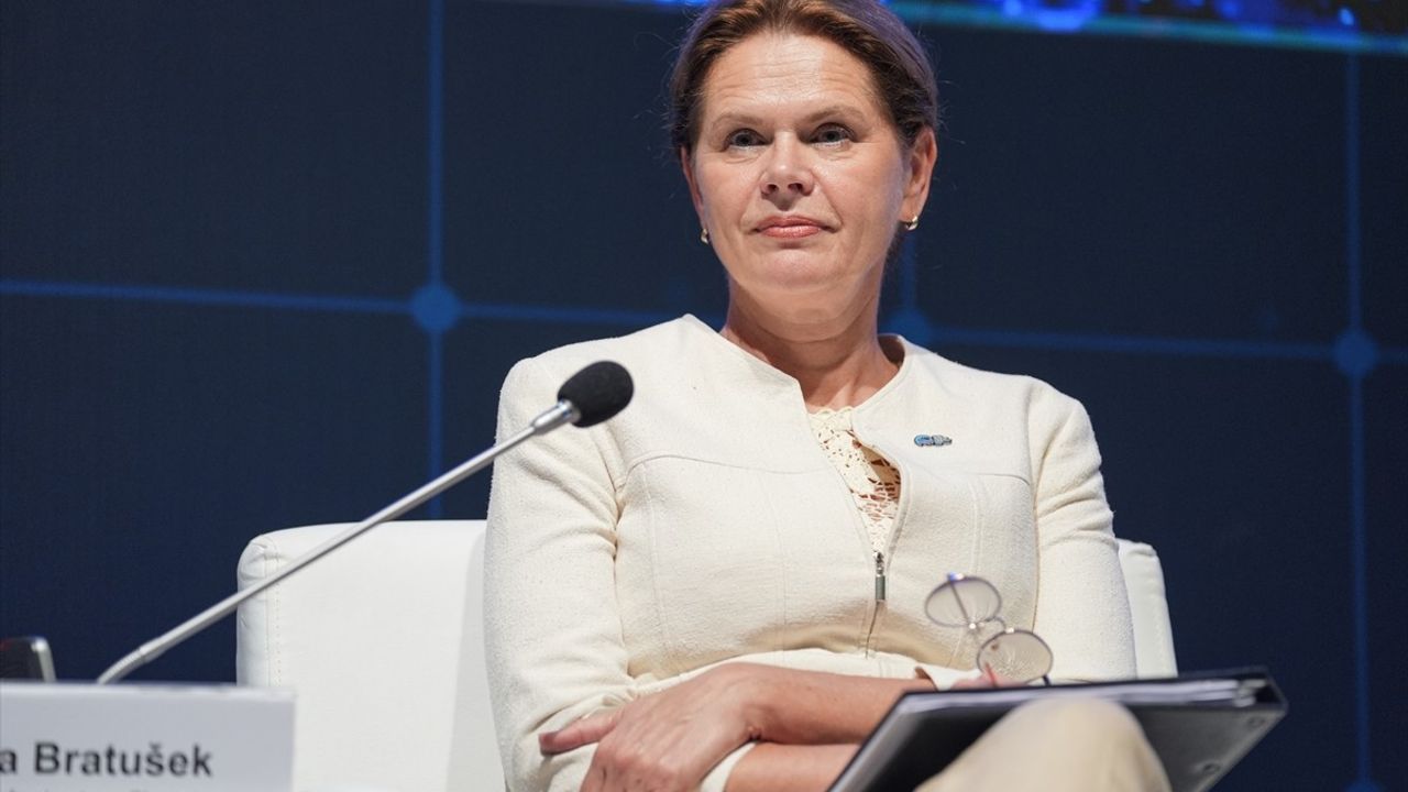 Küresel Ulaştırma Koridorları Forumu'nda Altyapı Vurgusu