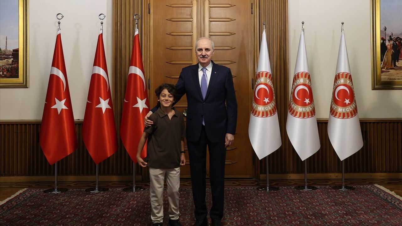 Kurtulmuş, Meclis Personeliyle Kurban Bayramı'nı Kutladı