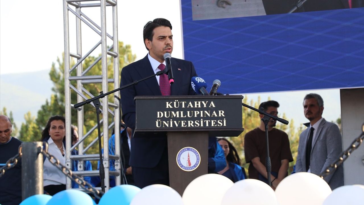 Kütahya DPÜ'de 5.035 Öğrenci İçin Mezuniyet Töreni
