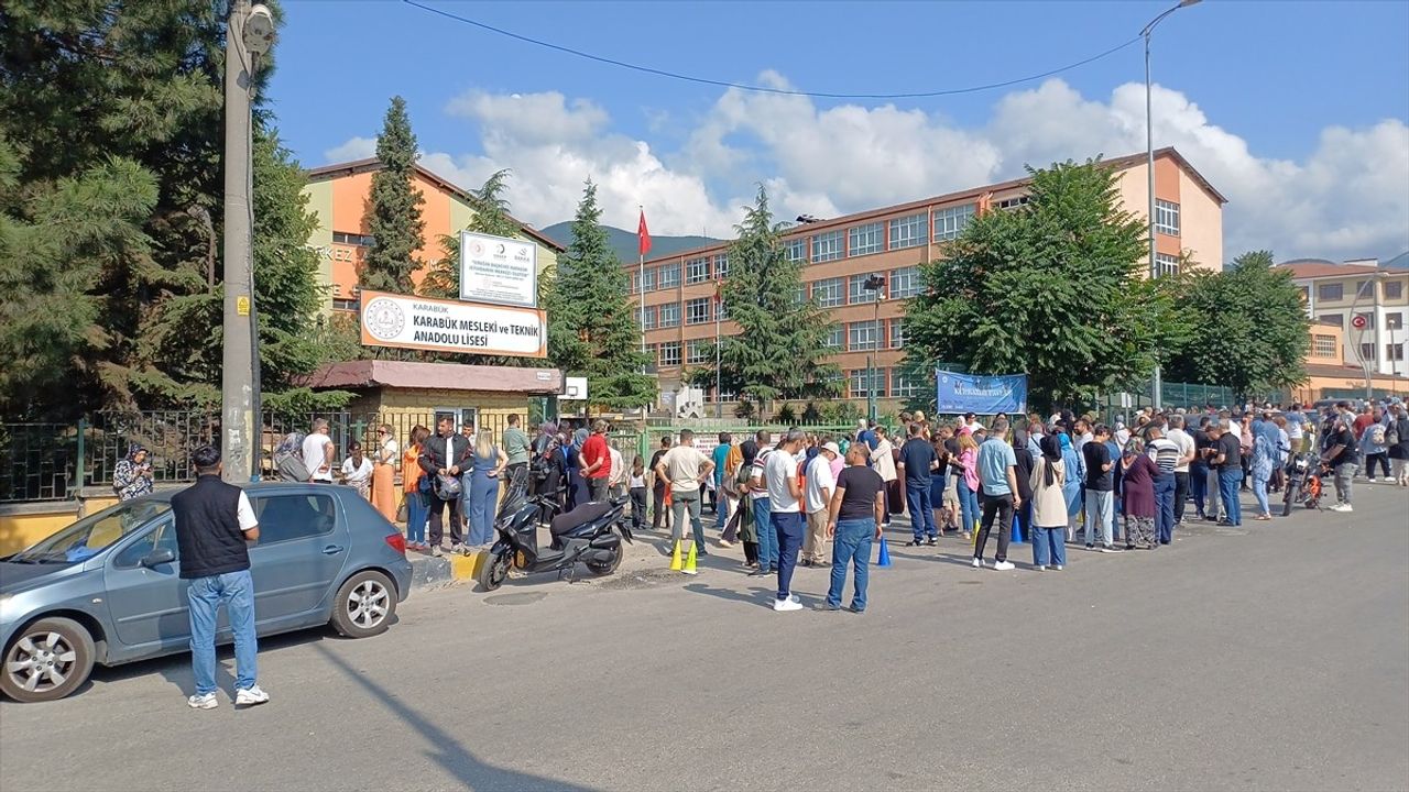 LGS 2023: Merkezi Sınav Başladı!