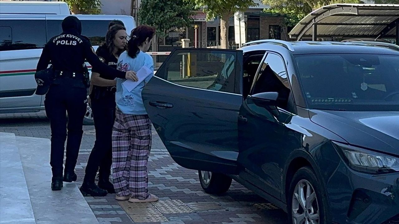 Manisa'da Tartışma Kanlı Bitti: Kadın Kızını Öldürdü