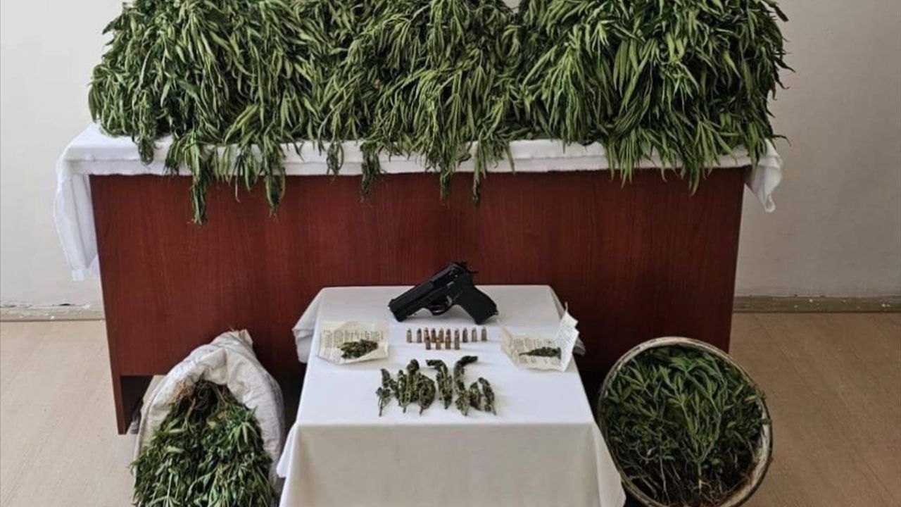 Mardin'de Uyuşturucu Operasyonunda 4 Zanlı Yakalandı