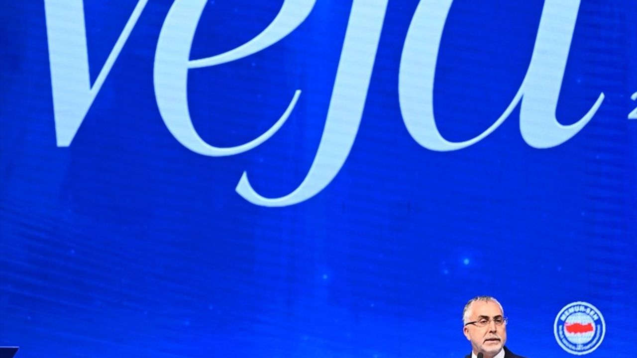 Memur-Sen 30. Yıl Vefa Buluşması: Bakan Işıkhan'dan Önemli Açıklamalar