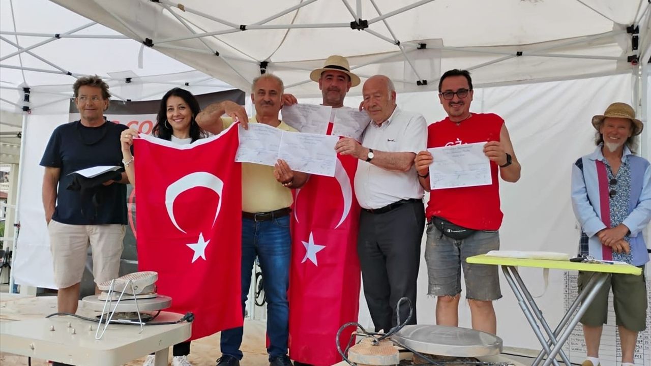 Menemenli Çömlekçiler Fransa'da Şampiyonluk İle Döndü