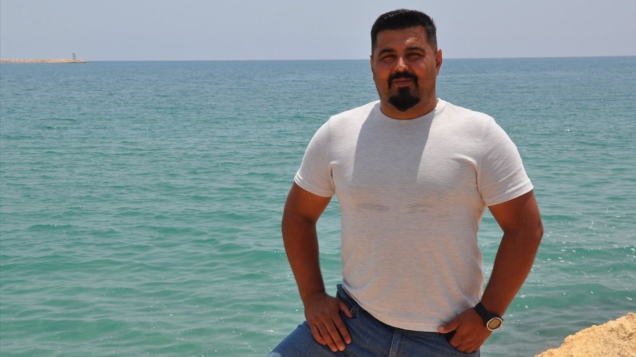 Mersin Açıklarında Dalgıcın Yunuslarla Unutulmaz Anları