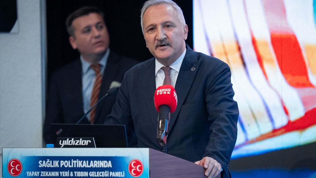 MHP'den Sağlıkta Yapay Zeka Paneli: Tıbbın Geleceği Tartışıldı