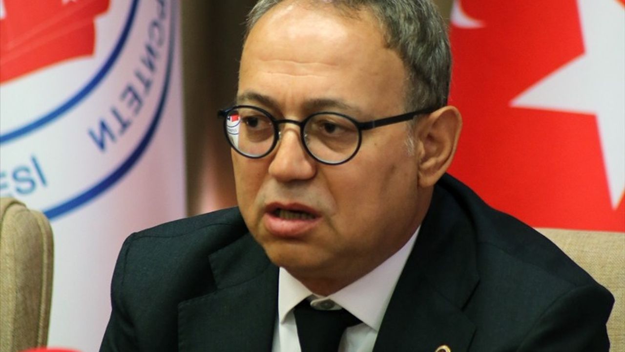 MHP Genel Başkan Yardımcısı Topsakal, Kırgızistan-Türkiye Manas Üniversitesi'ni Ziyaret Etti