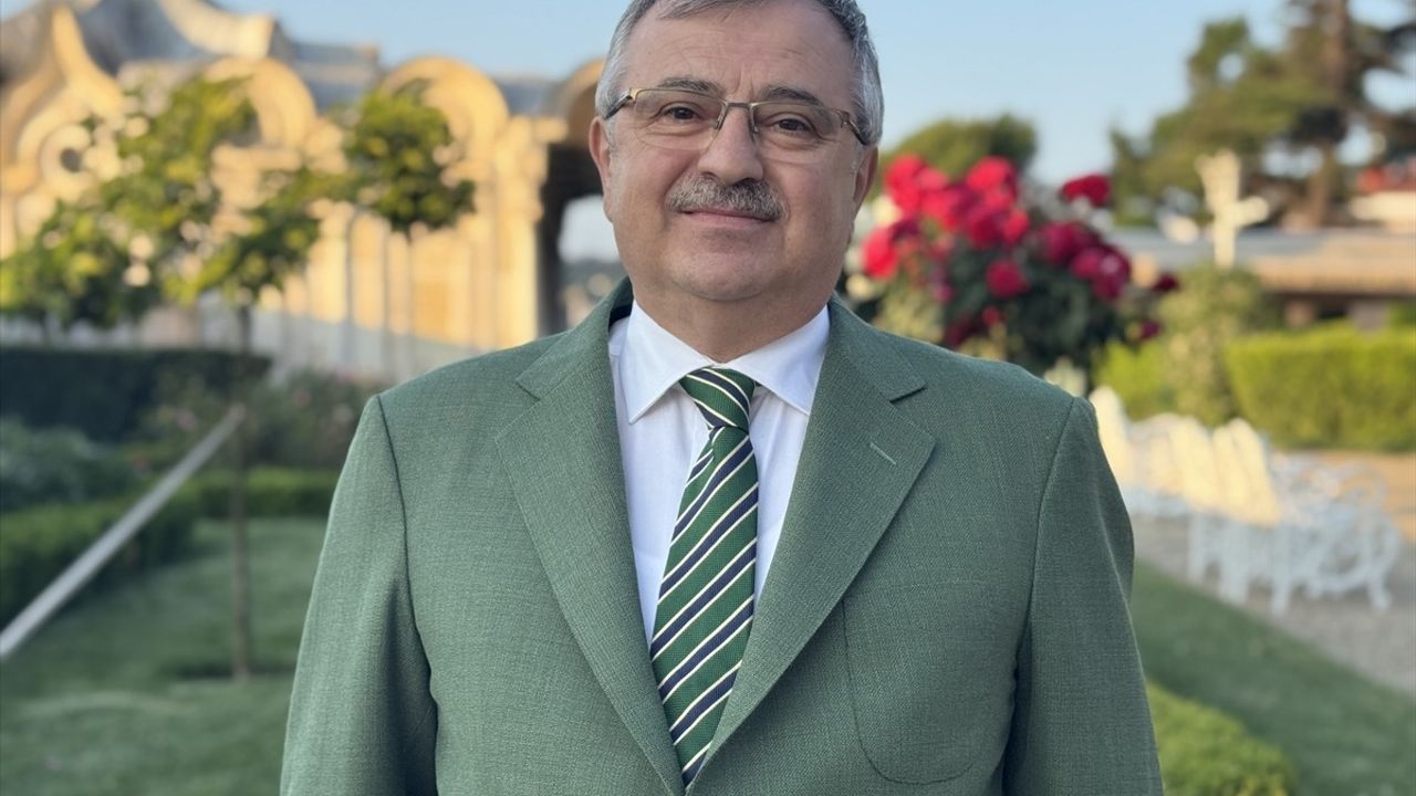 Milli Saraylar Yaz Akşamlarında Ziyaretçilerini Büyülüyor