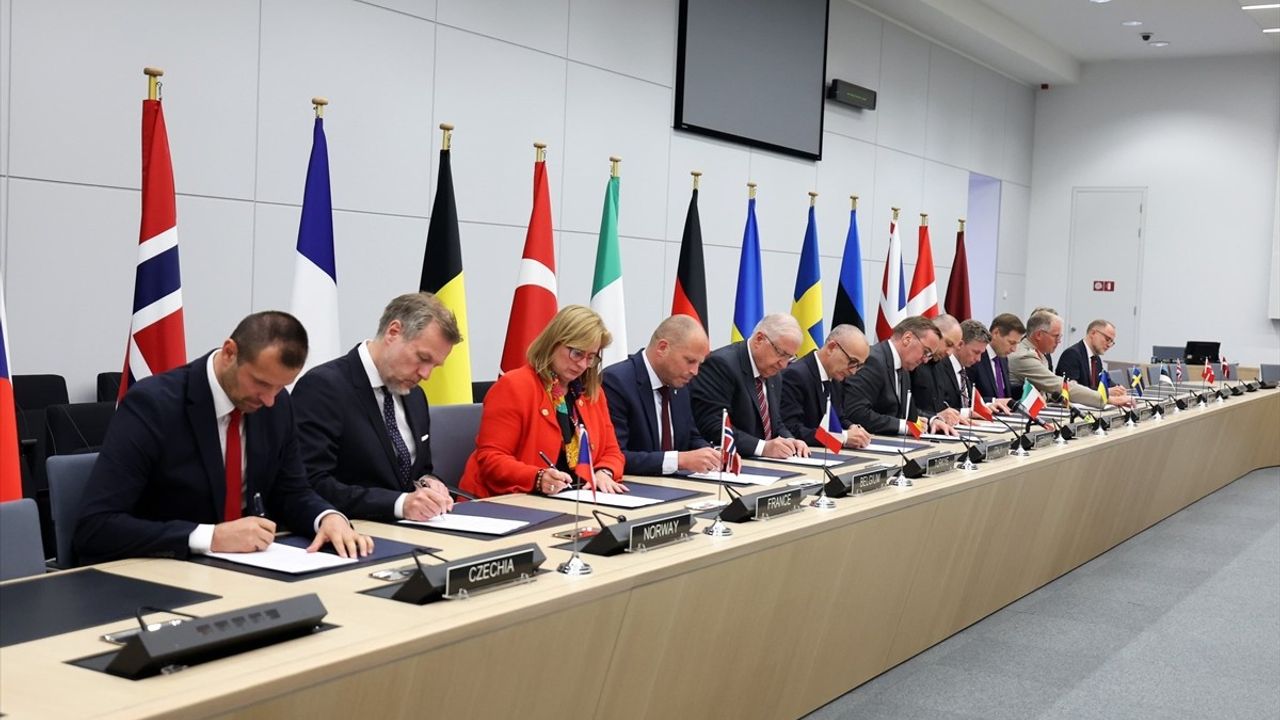 Milli Savunma Bakanı Güler, Elektromanyetik Harp Koalisyonu İmza Töreni'nde Türkiye'yi Temsil Etti