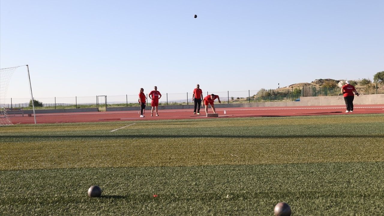 Milli Sporcular, Down Sendromlular Avrupa Şampiyonası Öncesi Nevşehir'de Kampta