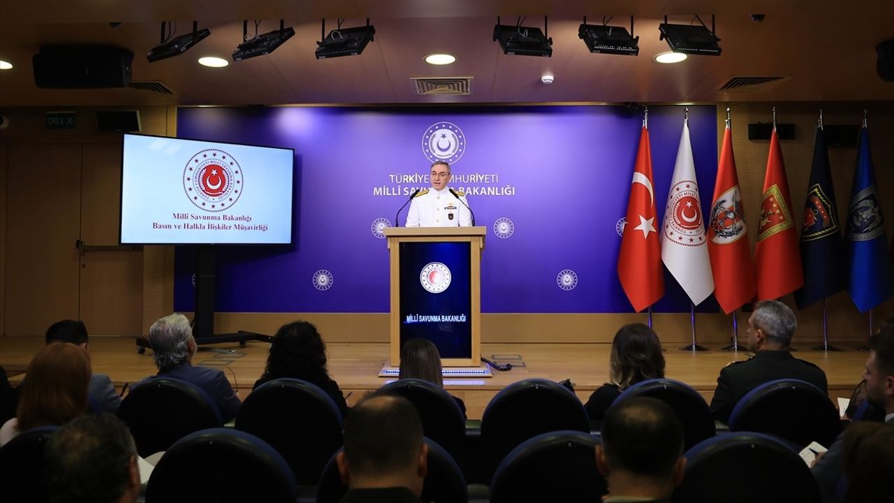 MSB: Irak'ın Kuzeyinden 4 PKK'lı Terörist Teslim Oldu