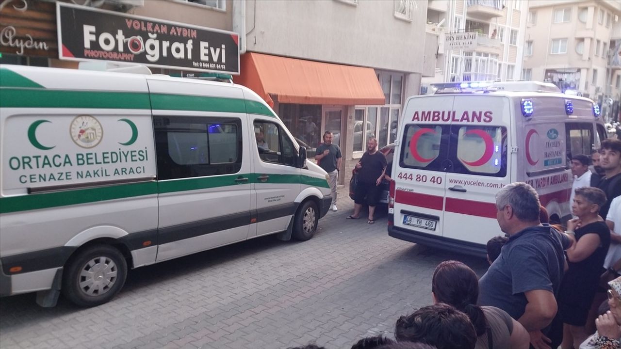 Muğla'da Aile Ziyaretinde Kanlı Kavga: Baba ve Oğul Öldürüldü, Zanlı Tutuklandı