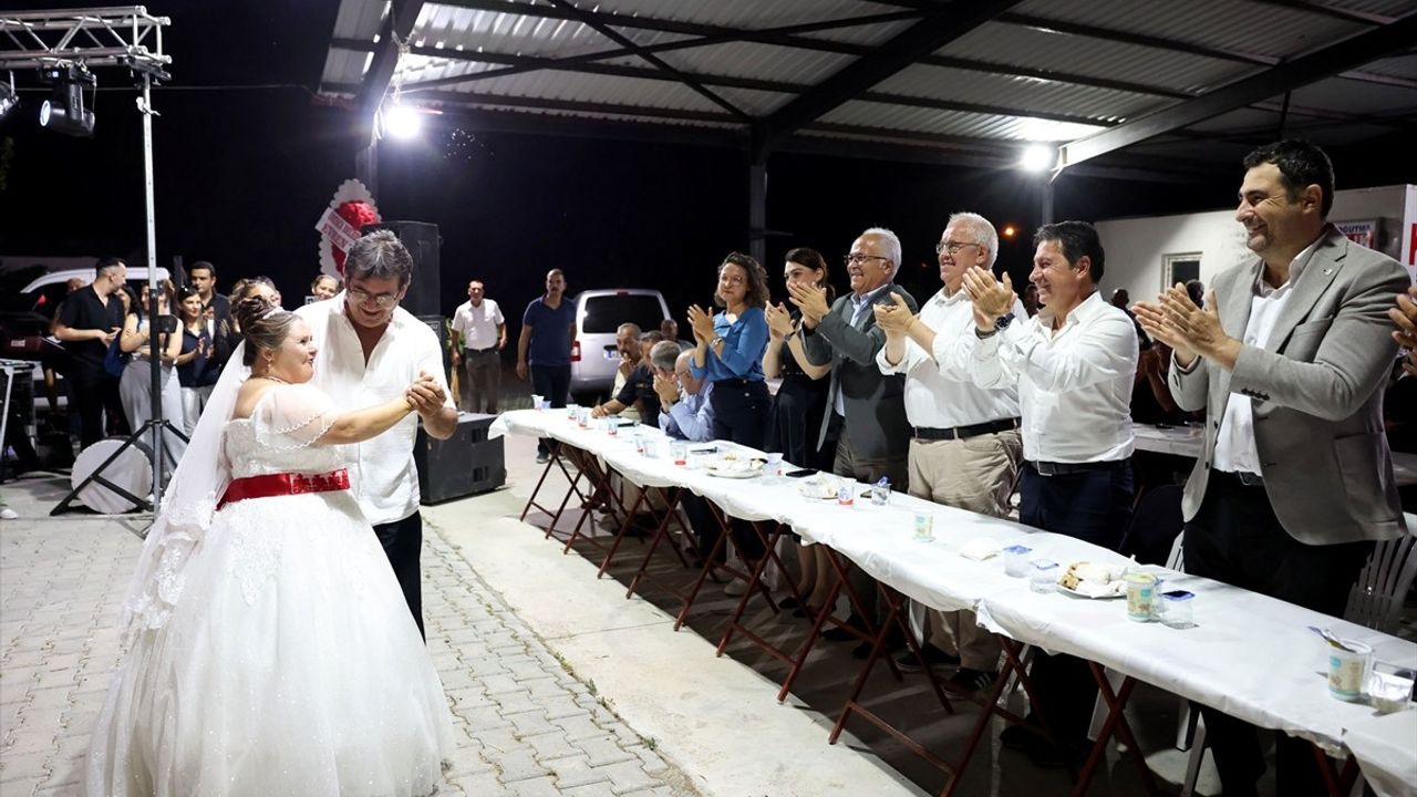 Muğla'da Down Sendromlu Nilay'ın Düğün Hayali Gerçekleştirildi