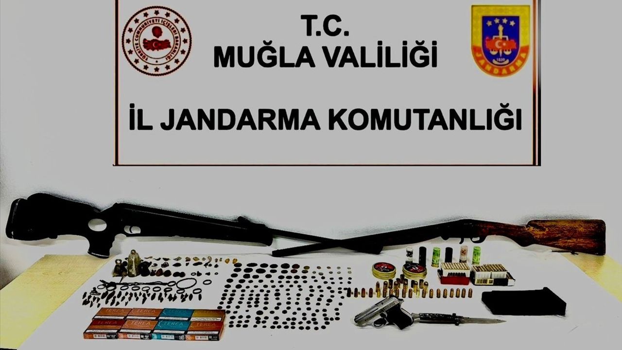 Muğla'da Tarihi Eser Kaçakçılığı Operasyonu: 2 Gözaltı